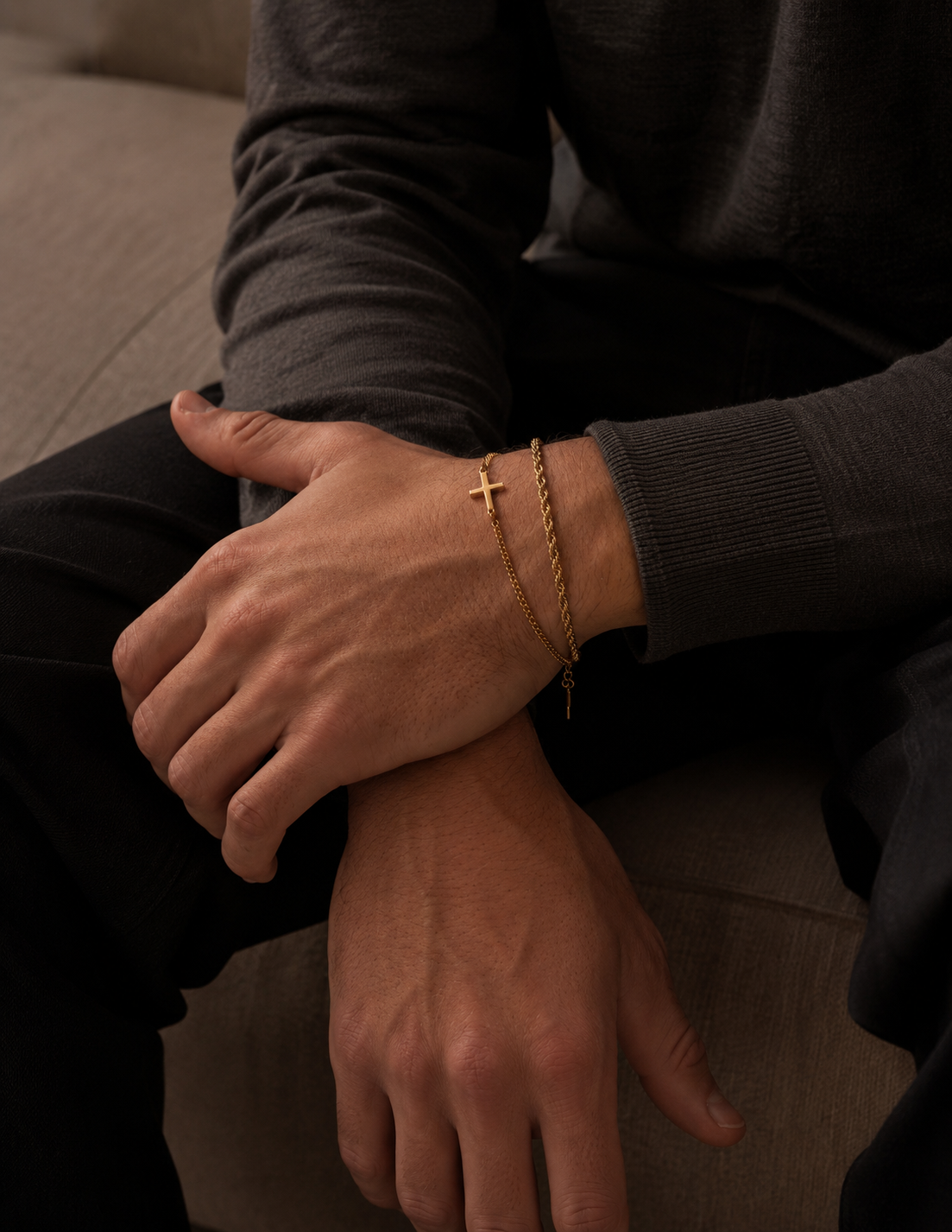 CROSS BRACELET | 18K GOLD